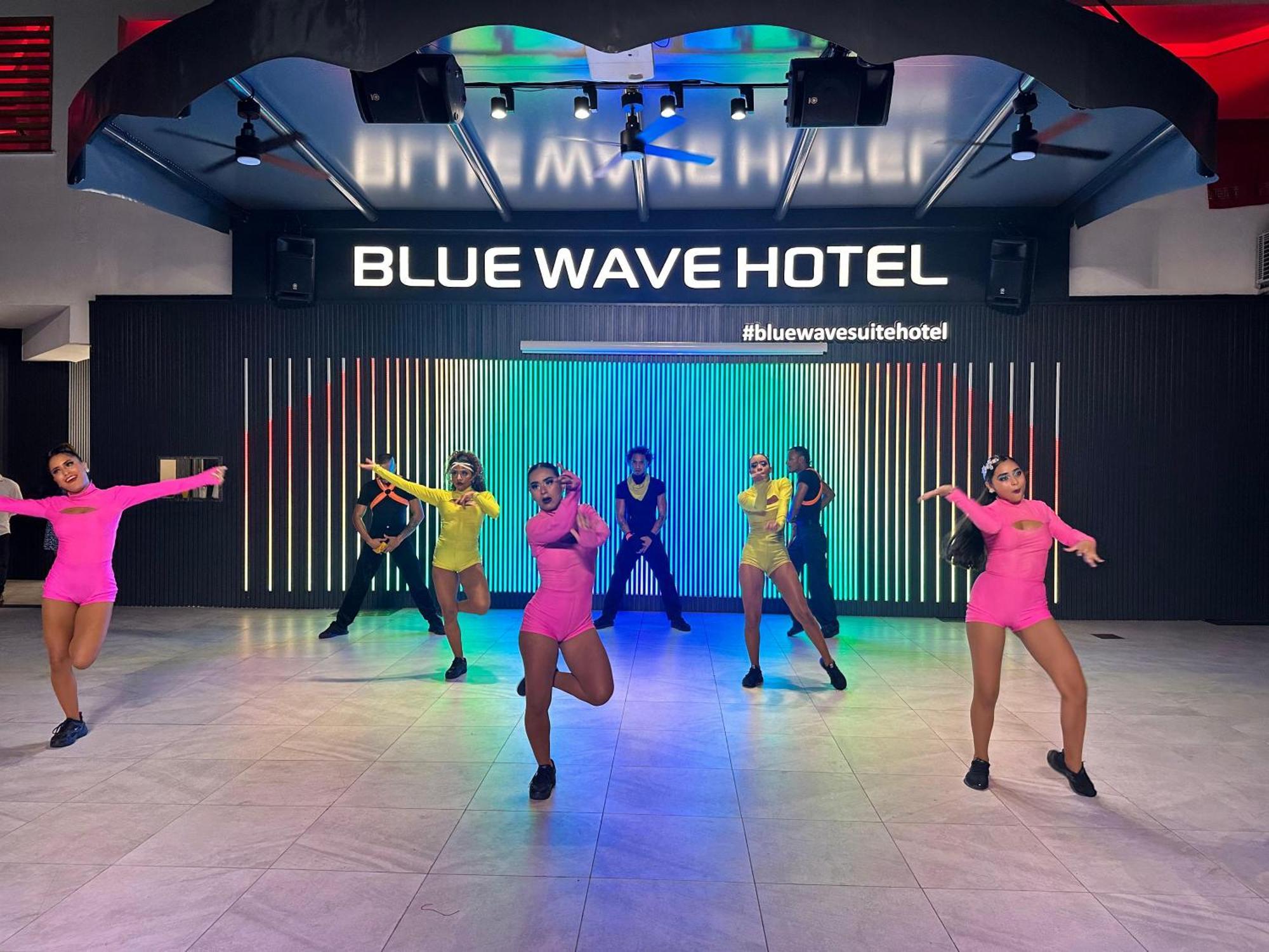 Blue Wave Suite Hotel Алания Экстерьер фото