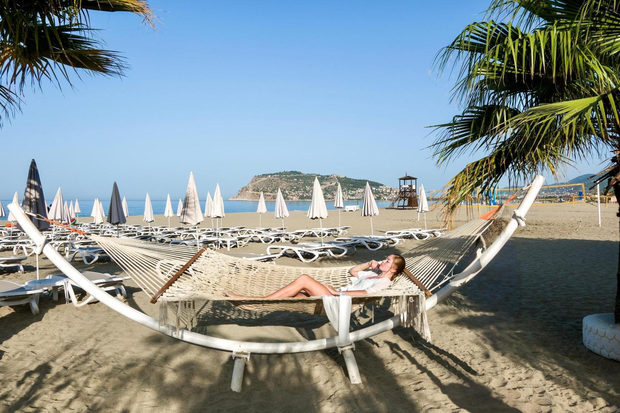 Blue Wave Suite Hotel Алания Экстерьер фото